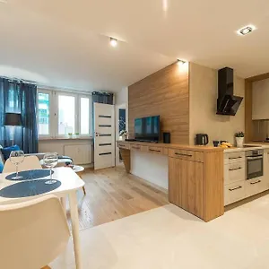 Rondo Onz P&o Serviced Apartament